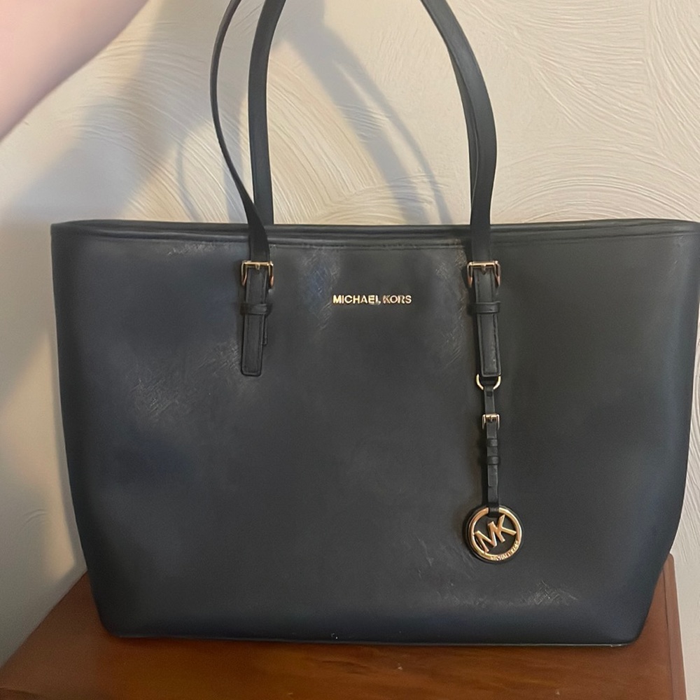 Michael Kors Jet Set Tote